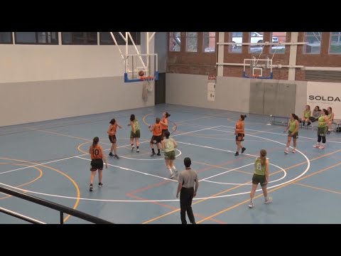 El femení del CB Campdevànol aconsegueix la segona victòria de la temporada