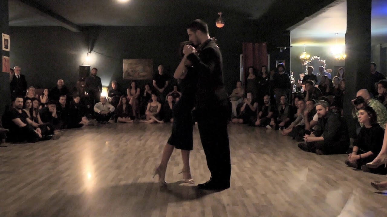 Video thumbnail for Carlo Feller & Luciana Muzio, Qué me van a hablar de amor (Chicho e Juana Napoli L. W. 2019,  2/5)