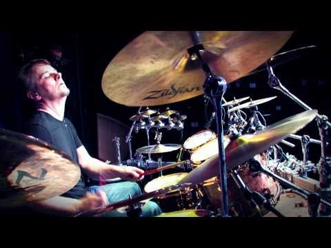 Guitar Center Sessions: Gavin Harrison - When To Play Fills
