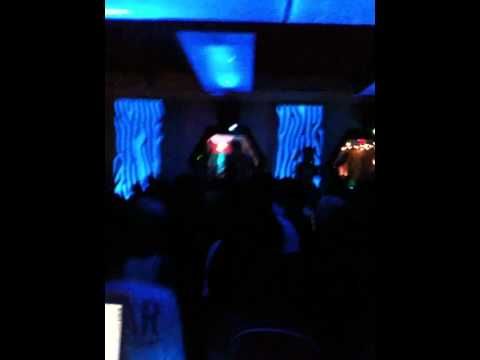 `Nuff! & Peronne dropping Firebeatz - That´s The Funky Shit @ Prater Bochum