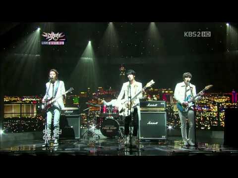 HD CNBLUE comeback stage