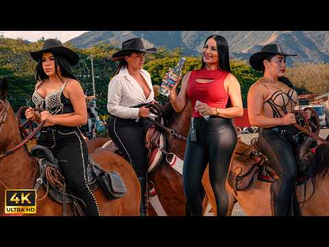 Gorgeous Cowgirls at Roldanillo’s Christmas Horse Parade 🎄 Valle, COLOMBIA 2026 | Cabalgata