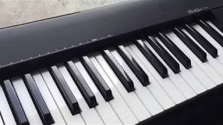 Video thumbnail for Yamaha Portable Grand NP-30 Electronic Piano by propertyroomauctions