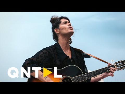 Filipe Catto - Lua Deserta | Quintal Sessions