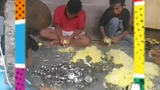 preview picture of video 'Membuat kerupuk sanjai roda piladang payakumbuh'