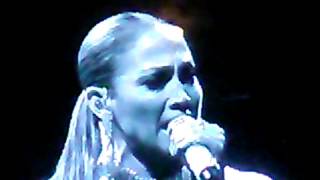 Jennifer lopez le canta a marck Tan solo mirate