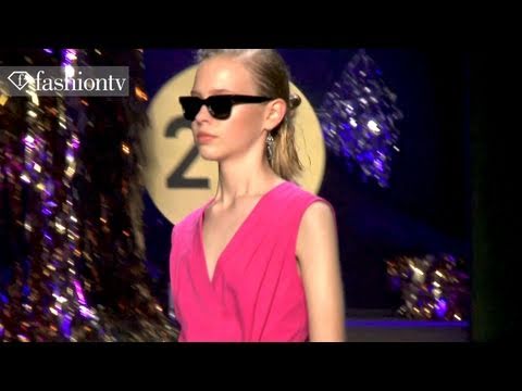 2nd Floor Runway Show - FFW Fashion Rio Summer 2012 - Brazil Fashion Week | FashionTV - FTV.com