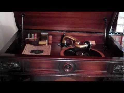 Ted Lewis. I Ain't Got Nobody. 1928 Columbia Viva Tonal.