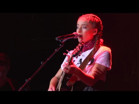 Brynn Cartelli - Last Night's Mascara (Live from Meaning of Life Tour)