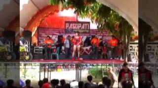 Download lagu Berkelana eva rosalia new vaganza 2015 mp3