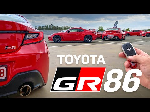NEW Toyota GR86 (228 hp) - POV drive & walkaround