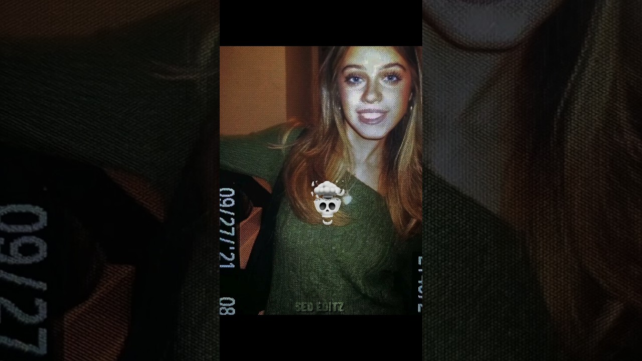 mom's in there 20s..🥵