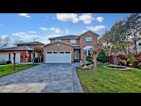 35 Dalzell Avenue, Brampton