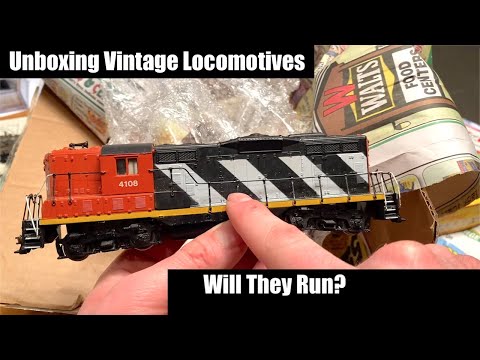 Lot of Locomotives Arrived in the Mail - Unboxing and Testing