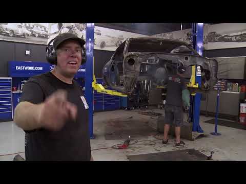 Roadkill S04E11 Street Legal Stock Car Body Swap