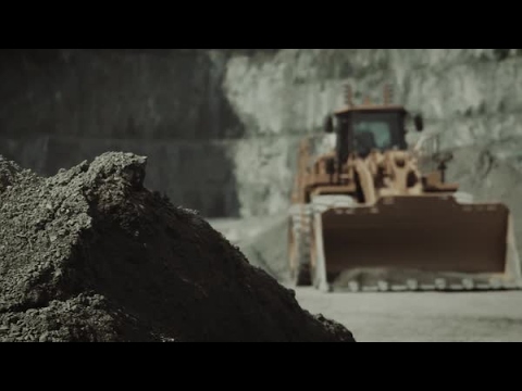 Take COMMAND | Remote Control Loading for the Cat® 988K Wheel Loader