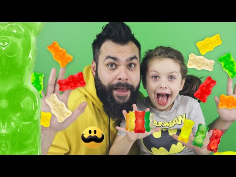 Slime med Gummibjörnar (Melody och Pappa Testar) 2019