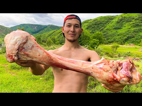 The Traditional Recipe For Cooking Bone Marrow And The Famous "Shorpo" Nomad Soup