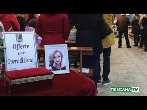 2020-12-13 GROSSETO - A CAPALBIO I FUNERALI DELLA 32ENNE UCCISA DAL MARITO
