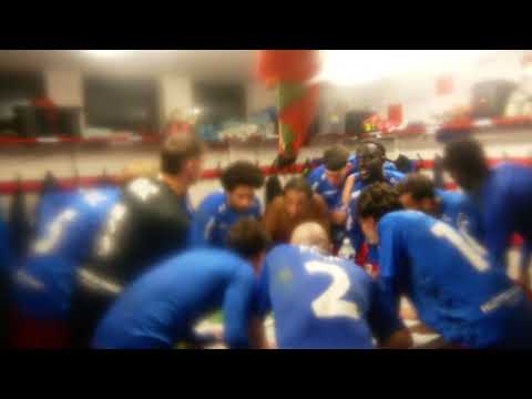 La joie des footballeurs de l'US Montagnarde après leur victoire 5-2 contre le CO Briochin.