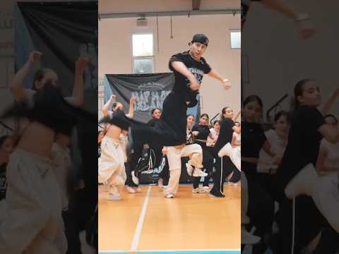 Quando uno stage con JARNO?🔥coreo by me🙋🏻‍♂️ #cadillac #coreo #ballerino ​⁠@geolier_official