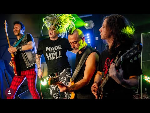 PALMIRA FURMAN - F*CK THE SYSTEM ( Live in Berlin ) #berlin #rock #rockmusik #livemusic #femalerock 