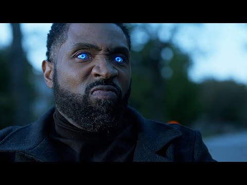 Jefferson Beats Up The Cops - Black Lightning 4x01