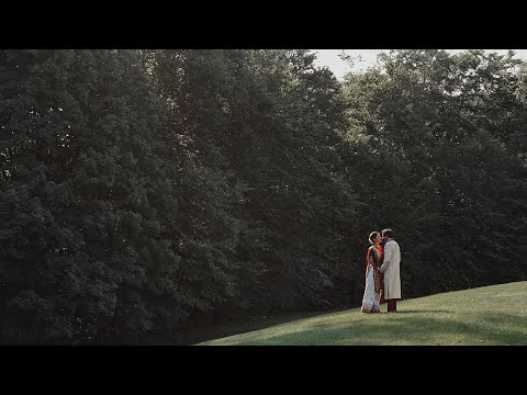 { New York } Hindu Gujarati Wedding | Rucha & Vinay | Pearl River Hilton Hotel