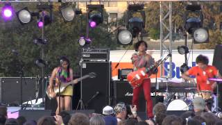 Deerhoof - Panda Panda Panda @Funfunfun Fest 7