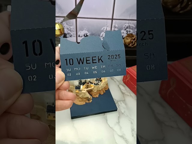 Vídeo relacionado con Grupo Erik, Calendario escritorio Deluxe Harry Potter 2023, Calendario sobremesa con certificado FSC, Producto con licencia oficial, CS23003