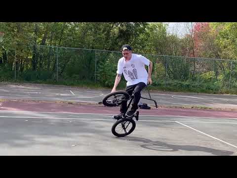 Benjamin Hudson: BMX Flatland!
