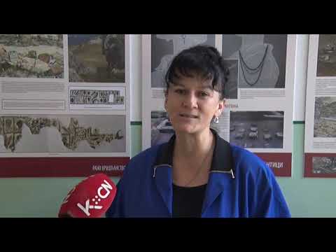 Izlozba CK Gradac u Gimnaziji Raska