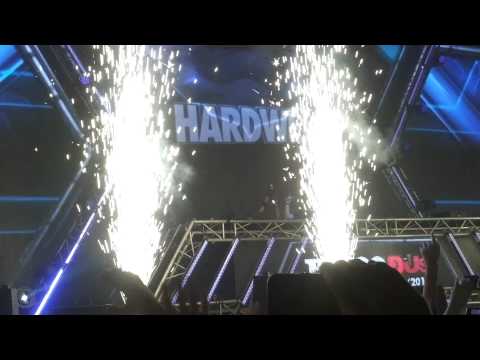 Hardwell- Top 100 DJs world tour