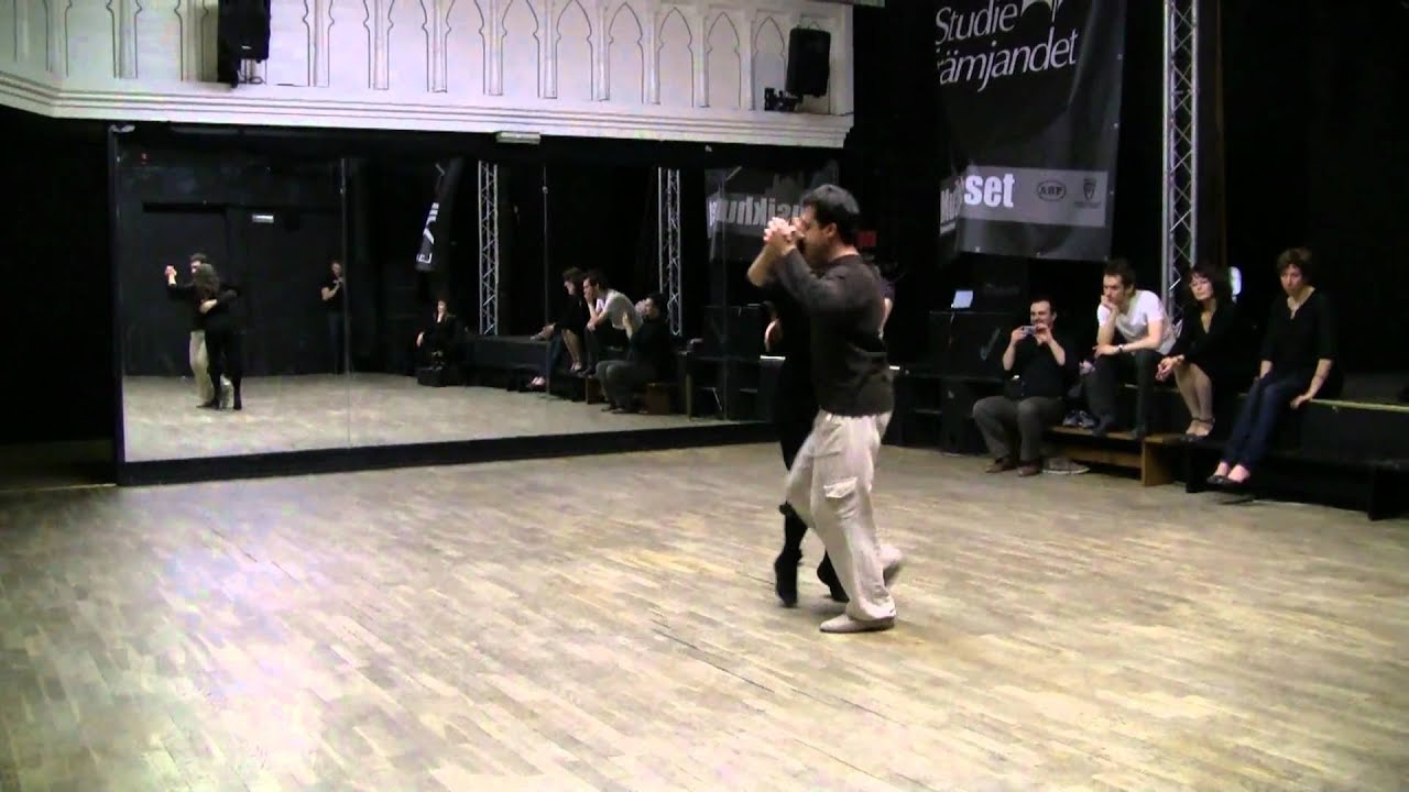 Mamie Sancy och Felipe Zarzar 2011 03 19 milonguero för trånga dansgolv
