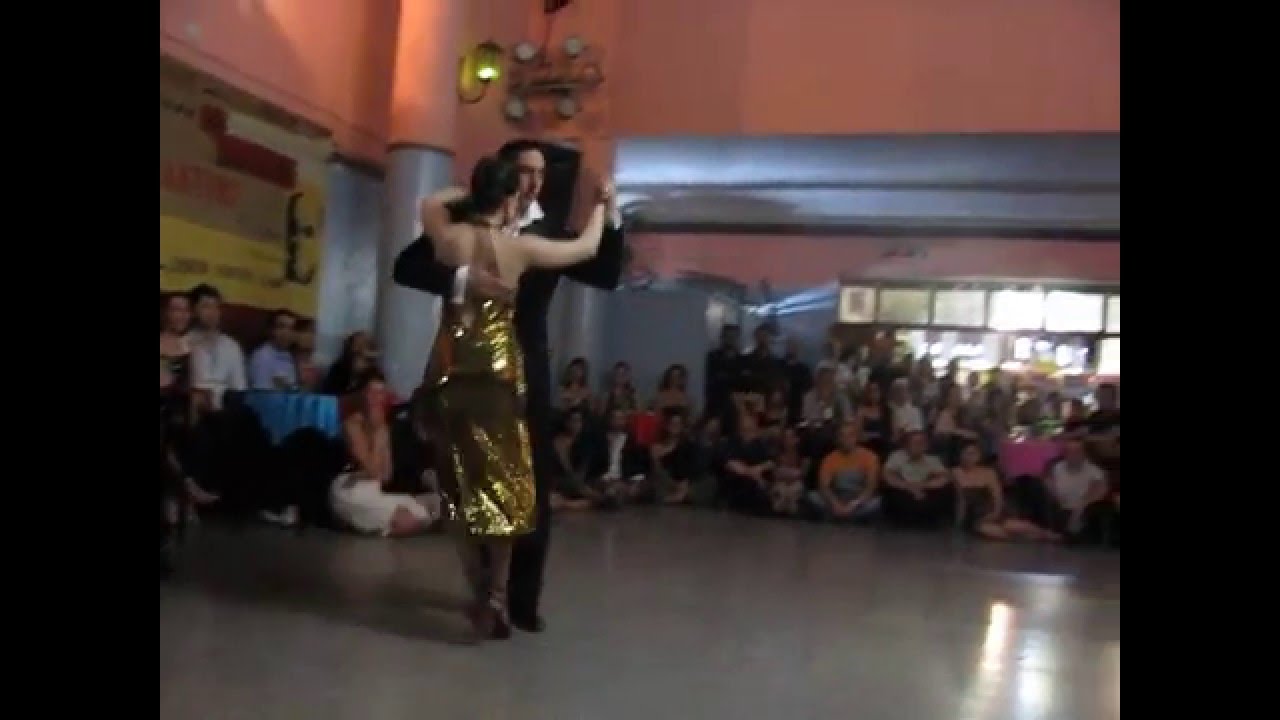 Barbara Ferreyra y Exequiel Relmuan- "Lloran Las Campanas" Milonga Viva La Pepa