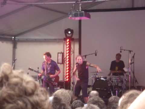 Chris Knox and the Nothing live at Laneway Auckland