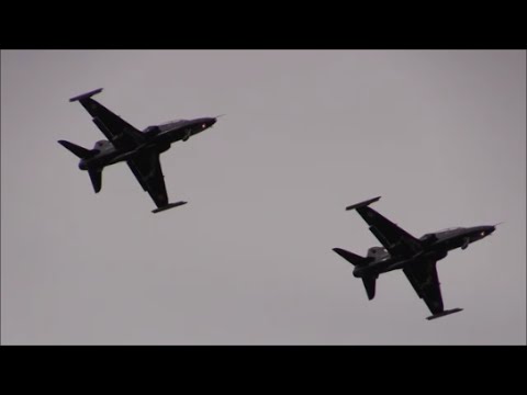 Hawk T2 2-Ship Demonstration - RIAT 2015