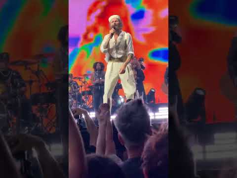 Jovanotti L’estate addosso Live Unipol Arena Bologna 03/04/2025