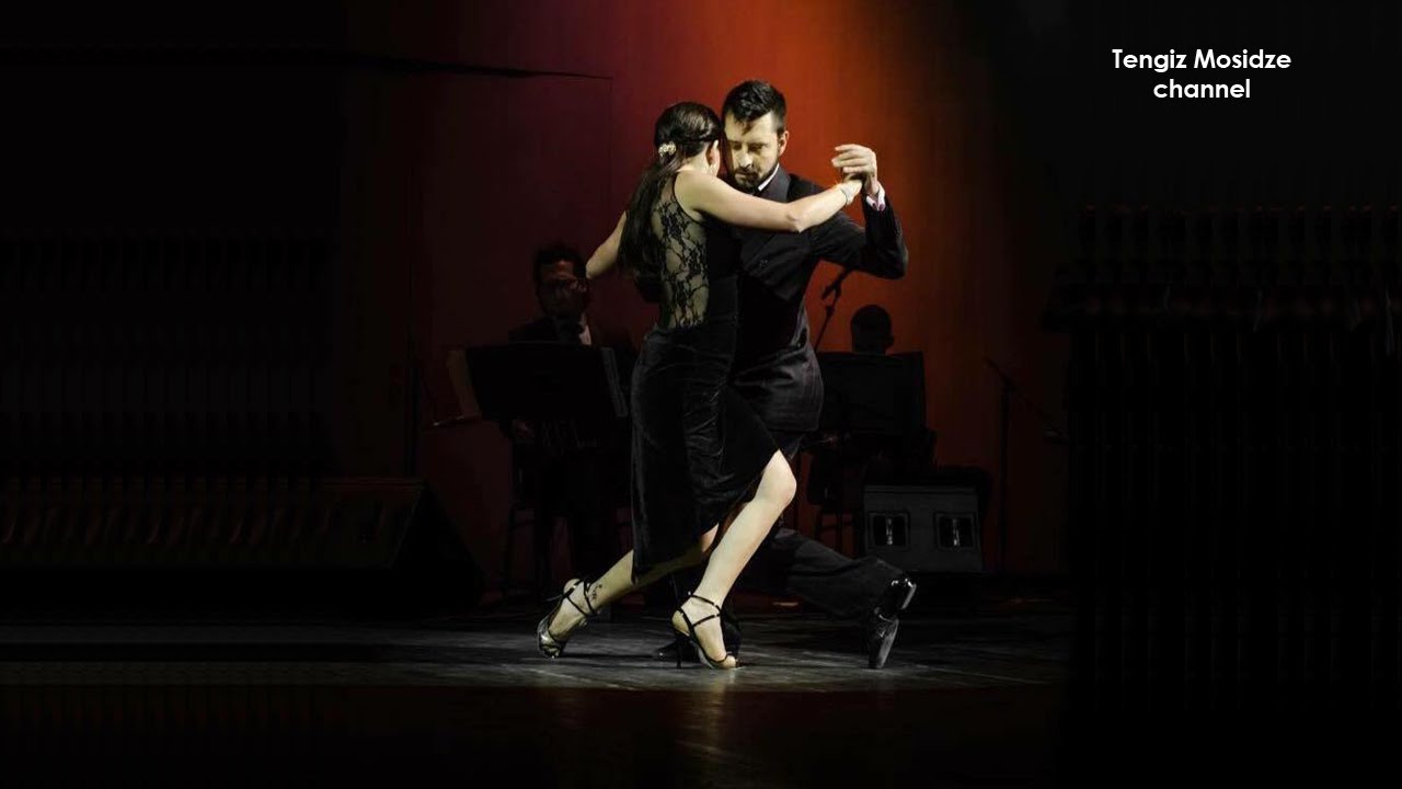 "Gallo Ciego".  Javier Rodriguez and  Fatima Vitale with "Solo Tango Orquesta Tipica". 2016