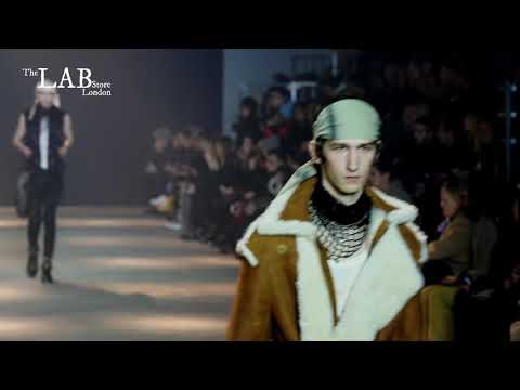 Ann Demeulemeester Autumn/Winter 19-20 Menswear Fashion Show