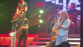 Chris Janson and Jamey Johnson sing Merle Haggard’s “Kick the Footlights Out Again” at the Ryman