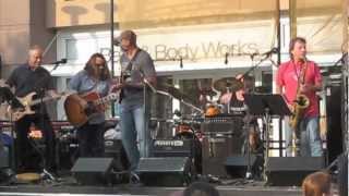 Bernie Williams - Moving Forward'