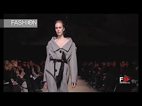 VERONIQUE LEROY Fall 2010 Paris - Fashion Channel