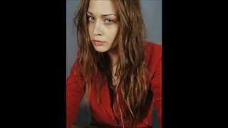 Fiona Apple - Red Red Red