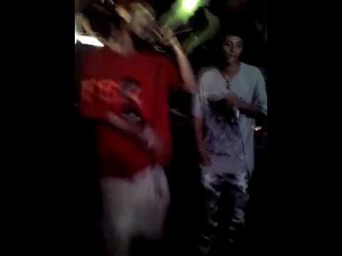 Hombre Verso (Eterno),En vivo (Backups Huecox y croner)