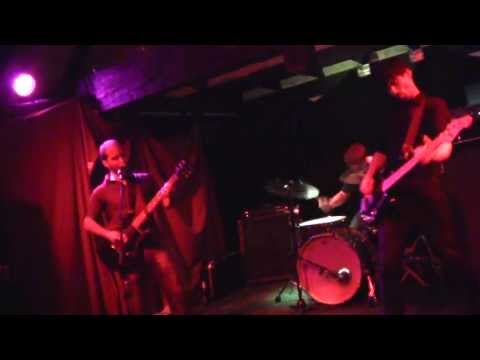 TEN VOLT SHOCK - PEOPLE GET SETTLED (LIVE) - EXHAUS TRIER 14.06.2013