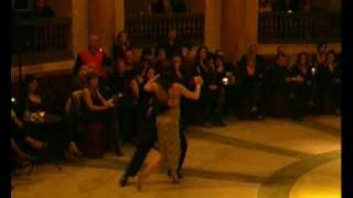 Osvaldo  Zotto y Gisela  Avanzi al Salone Margherita di Napoli