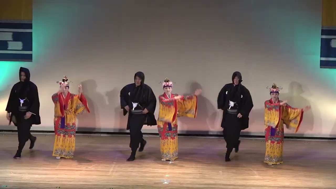 【伊江村】 伊江村 民俗芸能保存会東江上区｜伊江島の村踊り｜しまじまの芸能祭演舞