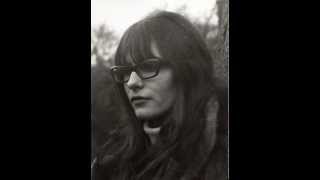 Giles, Giles & Fripp feat. Judy Dyble - I Talk to the Wind