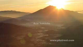 夏の尾瀬ヶ原の夜明け